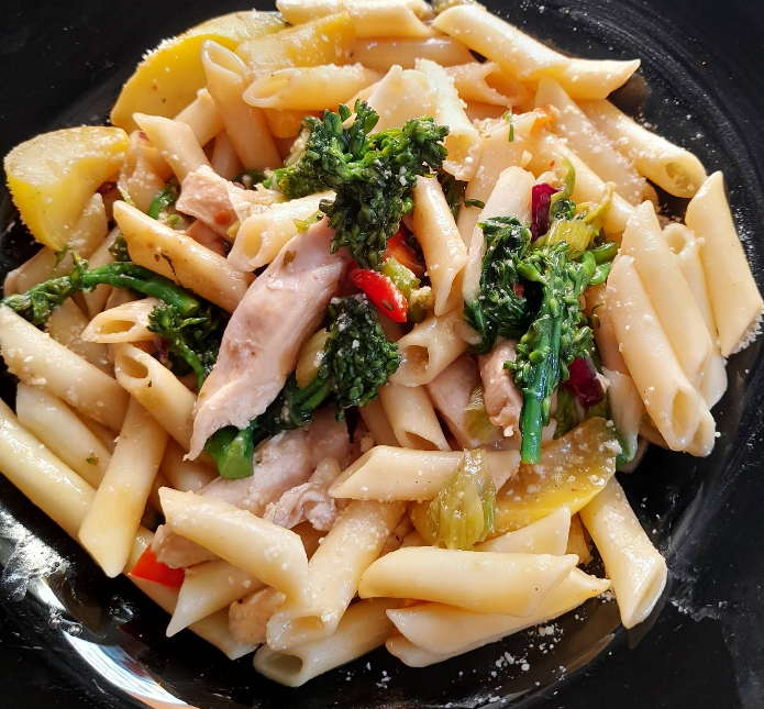 Penne pasta with chicken and broccolini